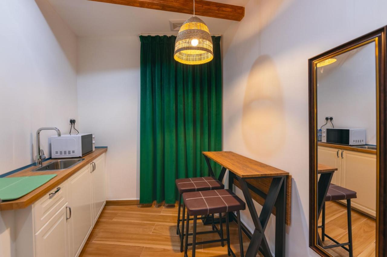 Отель House 76 Назва Экстерьер фото