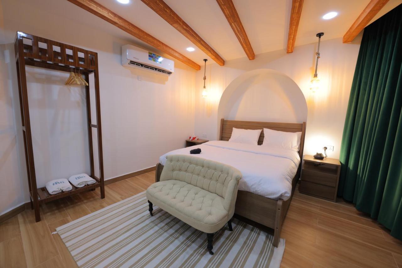 Отель House 76 Назва Экстерьер фото